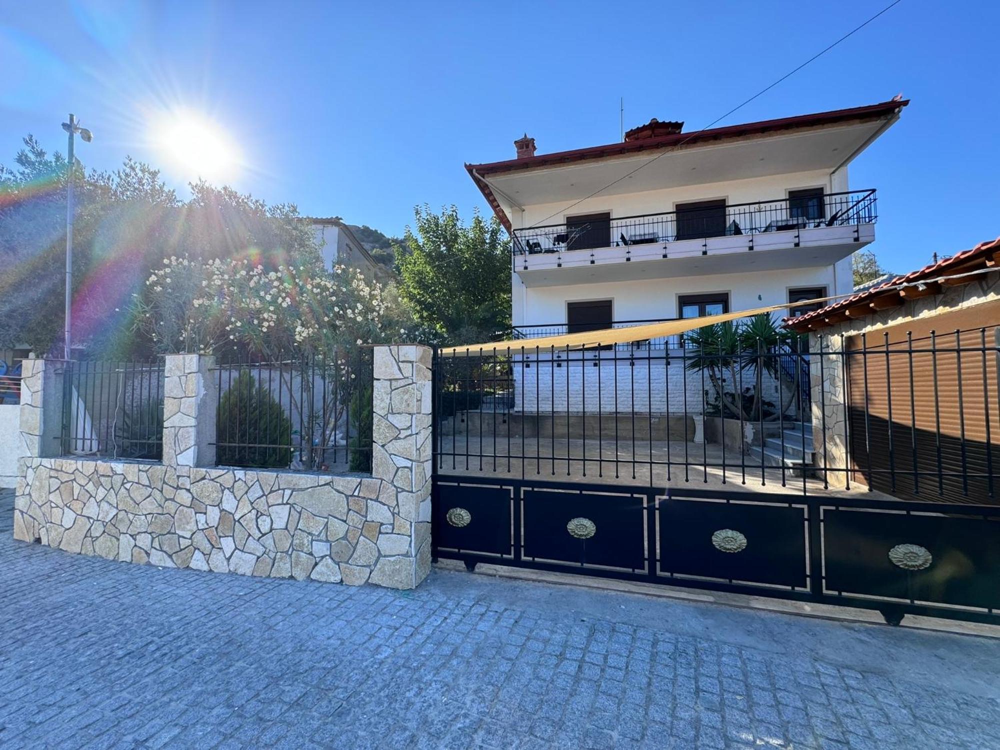 Apartamento Stone House Under A Rock Kukos Sykia Chalkidikis Exterior foto